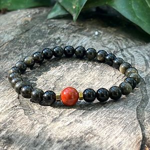Handmade dainty gold obsidian red jasper bracelet‎